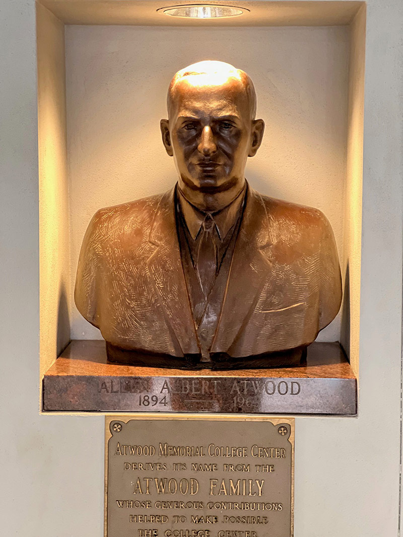 Allen Atwood statue