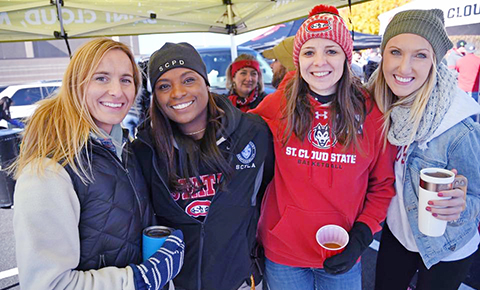 Alumni and supporters at Homecoming FanFest