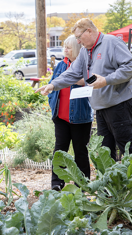 Guests tour garden during Homecoming