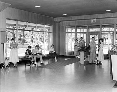 Kiehle front entrance, 1952