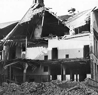 Old Model School demolition, 1960