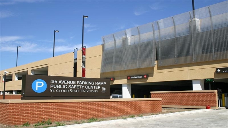 campus parking ramp