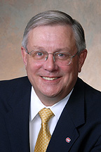 Earl Potter, III